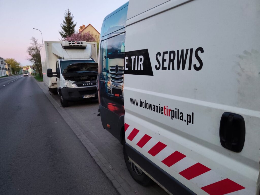 Holowanie TIR PIŁA ZADZWOŃ